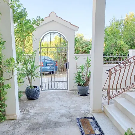 Lorenzo Apartman Trogir