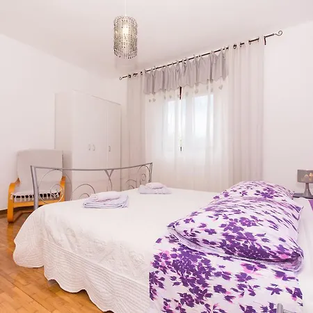 Lorenzo Apartmán Trogir